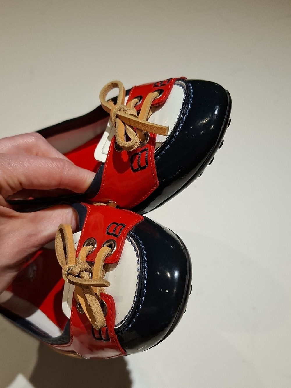 Tod's Navy, Red & White Patent Leather Driving Loafers w/ Bow Detail (EU 38) - Picture 6 of 8